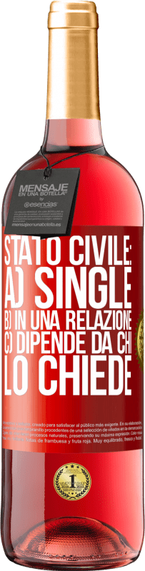 29,95 € Spedizione Gratuita | Vino rosato Edizione ROSÉ Stato civile: a) Single b) in una relazione c) Dipende da chi lo chiede Etichetta Rossa. Etichetta personalizzabile Vino giovane Raccogliere 2025 Tempranillo