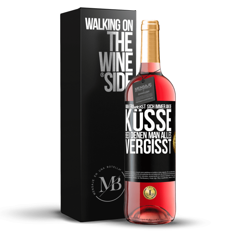 29,95 € Kostenloser Versand | Roséwein ROSÉ Ausgabe Man erinnerst sich immer an die Küsse, bei denen man alles vergisst Schwarzes Etikett. Anpassbares Etikett Junger Wein Ernte 2023 Tempranillo
