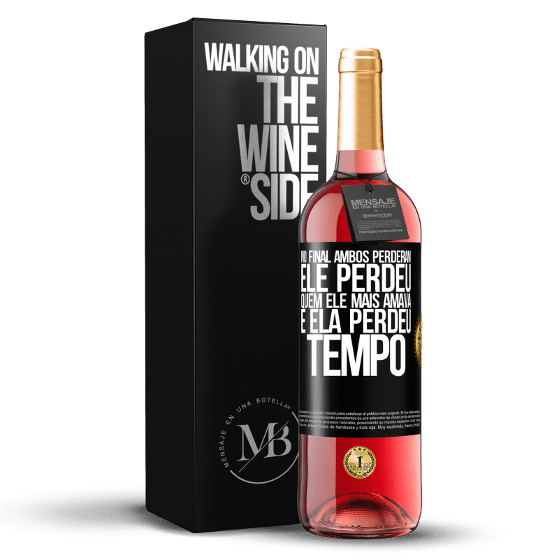 29,95 € Envio grátis | Vinho rosé Edição ROSÉ No final, ambos perderam. Ele perdeu quem ele mais amava, e ela perdeu tempo Etiqueta Preta. Etiqueta personalizável Vinho jovem Colheita 2024 Tempranillo