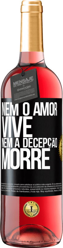 29,95 € Envio grátis | Vinho rosé Edição ROSÉ Nem o amor vive, nem a decepção morre Etiqueta Preta. Etiqueta personalizável Vinho jovem Colheita 2025 Tempranillo