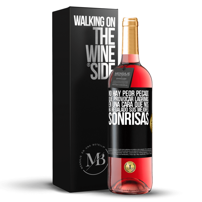 29,95 € Envío gratis | Vino Rosado Edición ROSÉ No hay peor pecado que provocar lágrimas en una cara que nos ha regalado sus mejores sonrisas Etiqueta Negra. Etiqueta personalizable Vino joven Cosecha 2023 Tempranillo