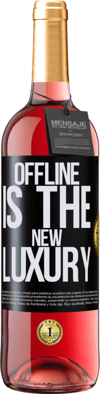 29,95 € | Vino Rosado Edición ROSÉ Offline is the new luxury Etiqueta Negra. Etiqueta personalizable Vino joven Cosecha 2023 Tempranillo