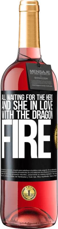 24,95 € Free Shipping | Rosé Wine ROSÉ Edition All waiting for the hero and she in love with the dragon fire Black Label. Customizable label Young wine Harvest 2021 Tempranillo