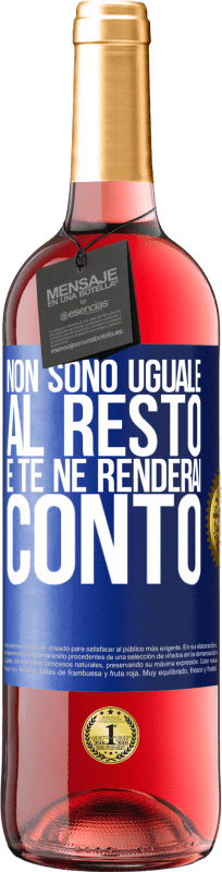 29,95 € Spedizione Gratuita | Vino rosato Edizione ROSÉ Non sono uguale al resto e te ne renderai conto Etichetta Blu. Etichetta personalizzabile Vino giovane Raccogliere 2024 Tempranillo