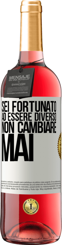 29,95 € Spedizione Gratuita | Vino rosato Edizione ROSÉ Sei fortunato ad essere diverso. Non cambiare mai Etichetta Bianca. Etichetta personalizzabile Vino giovane Raccogliere 2025 Tempranillo