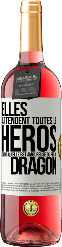 29,95 € Envoi gratuit | Vin rosé Édition ROSÉ Elles attendent toutes le héros tandis qu'elle est amoureuse du feu du dragon Étiquette Blanche. Étiquette personnalisable Vin jeune Récolte 2025 Tempranillo