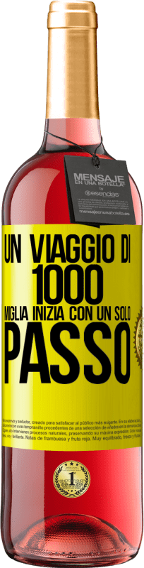 29,95 € Spedizione Gratuita | Vino rosato Edizione ROSÉ Un viaggio di mille miglia inizia con un solo passo Etichetta Gialla. Etichetta personalizzabile Vino giovane Raccogliere 2025 Tempranillo