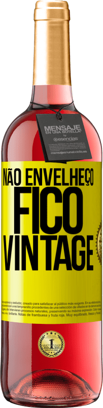 29,95 € | Vinho rosé Edição ROSÉ Não envelheço, fico vintage Etiqueta Amarela. Etiqueta personalizável Vinho jovem Colheita 2024 Tempranillo