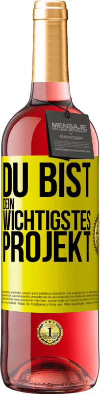 29,95 € | Roséwein ROSÉ Ausgabe Du bist dein wichtigstes Projekt Gelbes Etikett. Anpassbares Etikett Junger Wein Ernte 2024 Tempranillo