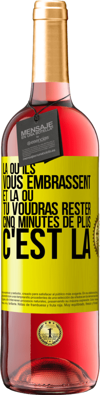29,95 € Envoi gratuit | Vin rosé Édition ROSÉ Là où ils vous embrassent et là où tu voudras rester cinq minutes de plus, c'est là Étiquette Jaune. Étiquette personnalisable Vin jeune Récolte 2025 Tempranillo