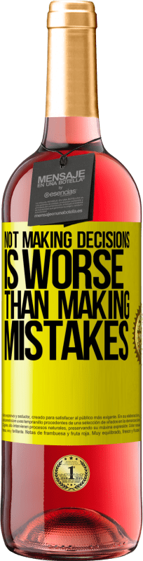 29,95 € 免费送货 | 桃红葡萄酒 ROSÉ版 不做决定比犯错误更糟糕 黄色标签. 可自定义的标签 青年酒 收成 2025 Tempranillo