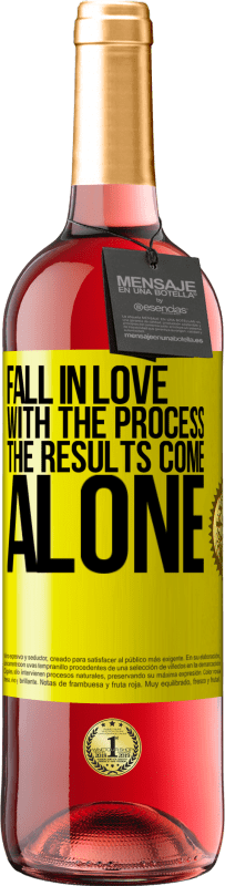29,95 € | Rosé Wine ROSÉ Edition Fall in love with the process, the results come alone Yellow Label. Customizable label Young wine Harvest 2023 Tempranillo