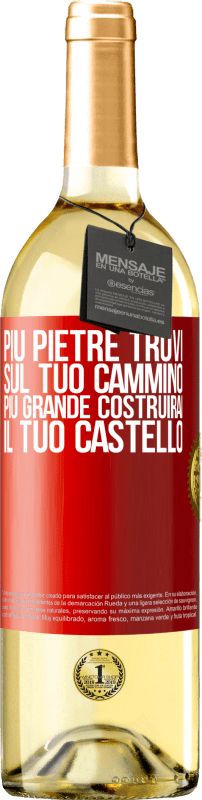 29,95 € | Vino bianco Edizione WHITE Più pietre trovi sul tuo cammino, più grande costruirai il tuo castello Etichetta Rossa. Etichetta personalizzabile Vino giovane Raccogliere 2025 Verdejo
