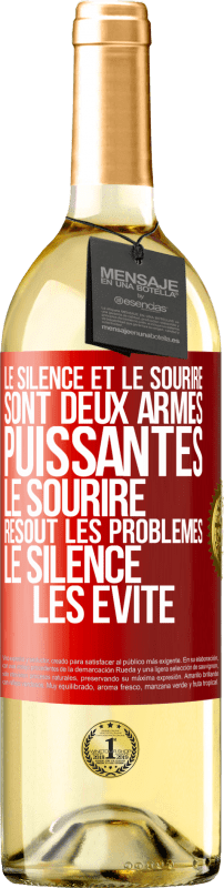 29,95 € Envoi gratuit | Vin blanc Édition WHITE Le silence et le sourire sont deux armes puissantes. Le sourire résout les problèmes, le silence les évite Étiquette Rouge. Étiquette personnalisable Vin jeune Récolte 2025 Verdejo
