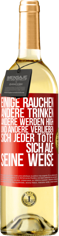«Einige rauchen, andere trinken, andere werden high und andere verlieben sich. Jeder tötet sich auf seine Weise» WHITE Ausgabe