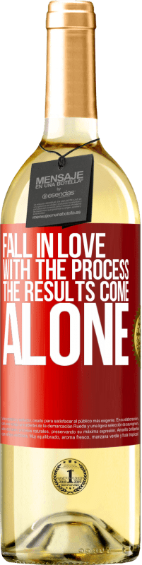 29,95 € | White Wine WHITE Edition Fall in love with the process, the results come alone Red Label. Customizable label Young wine Harvest 2024 Verdejo