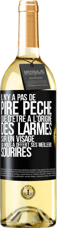 29,95 € | Vin blanc Édition WHITE Il n'y a pas de pire péché que d'être à l'origine des larmes sur un visage qui nous a offert ses meilleurs sourires Étiquette Noire. Étiquette personnalisable Vin jeune Récolte 2024 Verdejo