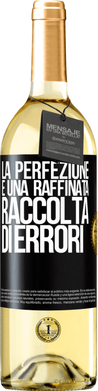 29,95 € Spedizione Gratuita | Vino bianco Edizione WHITE La perfezione è una raffinata raccolta di errori Etichetta Nera. Etichetta personalizzabile Vino giovane Raccogliere 2024 Verdejo