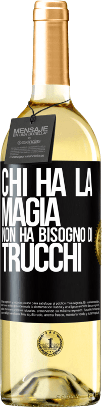 29,95 € Spedizione Gratuita | Vino bianco Edizione WHITE Chi ha la magia non ha bisogno di trucchi Etichetta Nera. Etichetta personalizzabile Vino giovane Raccogliere 2025 Verdejo