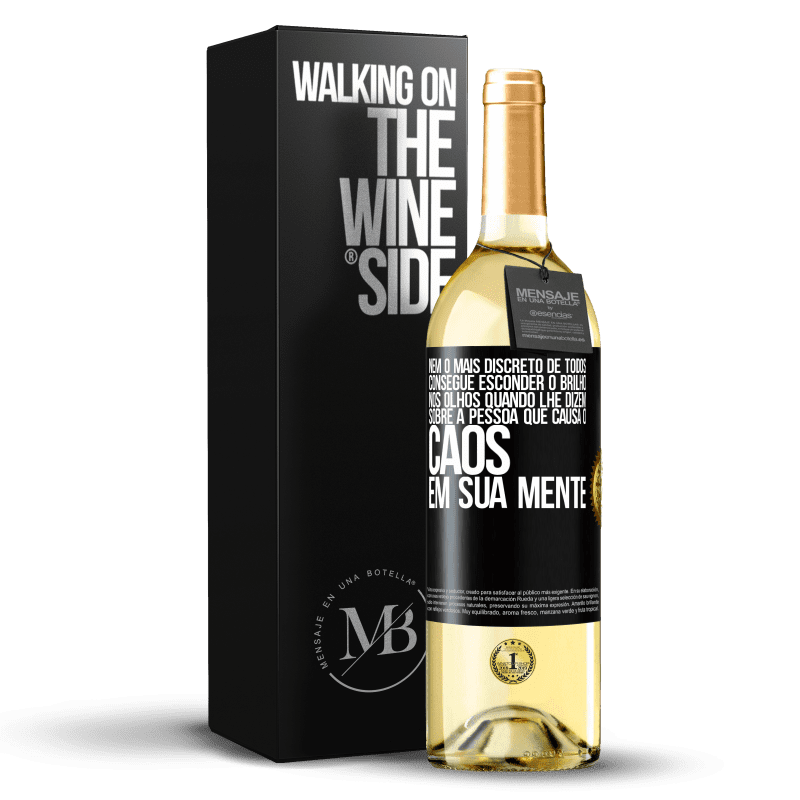 29,95 € Envio grátis | Vinho branco Edição WHITE Nem o mais discreto de todos consegue esconder o brilho nos olhos quando lhe dizem sobre a pessoa que causa o caos em sua Etiqueta Preta. Etiqueta personalizável Vinho jovem Colheita 2024 Verdejo