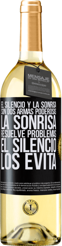 29,95 € | Vino Blanco Edición WHITE El silencio y la sonrisa son dos armas poderosas. La sonrisa resuelve problemas, el silencio los evita Etiqueta Negra. Etiqueta personalizable Vino joven Cosecha 2024 Verdejo