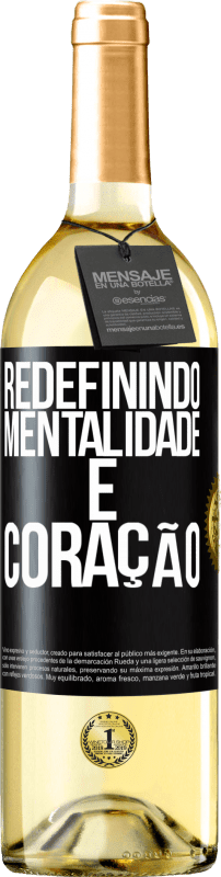 29,95 € | Vinho branco Edição WHITE Redefinindo mentalidade e coração Etiqueta Preta. Etiqueta personalizável Vinho jovem Colheita 2024 Verdejo