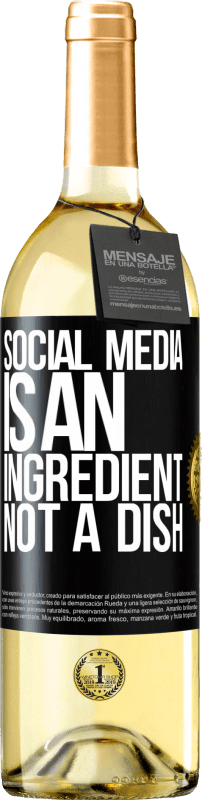 29,95 € | White Wine WHITE Edition Social media is an ingredient, not a dish Black Label. Customizable label Young wine Harvest 2025 Verdejo