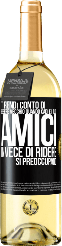 29,95 € | Vino bianco Edizione WHITE Ti rendi conto di essere vecchio quando cadi e i tuoi amici, invece di ridere, si preoccupano Etichetta Nera. Etichetta personalizzabile Vino giovane Raccogliere 2025 Verdejo