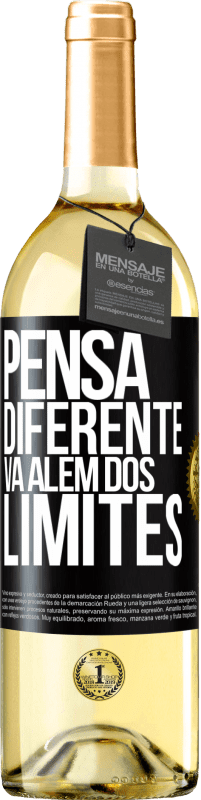 29,95 € Envio grátis | Vinho branco Edição WHITE Pensa diferente. Vá além dos limites Etiqueta Preta. Etiqueta personalizável Vinho jovem Colheita 2025 Verdejo