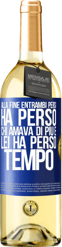 29,95 € | Vino bianco Edizione WHITE Alla fine, entrambi persi. Ha perso chi amava di più e lei ha perso tempo Etichetta Blu. Etichetta personalizzabile Vino giovane Raccogliere 2024 Verdejo