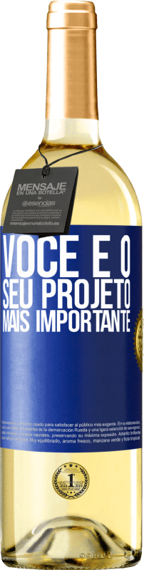 29,95 € | Vinho branco Edição WHITE Você é o seu projeto mais importante Etiqueta Azul. Etiqueta personalizável Vinho jovem Colheita 2024 Verdejo