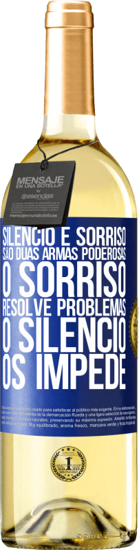 29,95 € Envio grátis | Vinho branco Edição WHITE Silêncio e sorriso são duas armas poderosas. O sorriso resolve problemas, o silêncio os impede Etiqueta Azul. Etiqueta personalizável Vinho jovem Colheita 2025 Verdejo