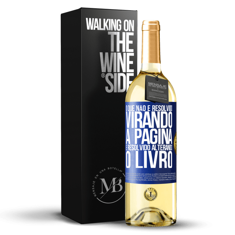 29,95 € Envio grátis | Vinho branco Edição WHITE O que não é resolvido virando a página, é resolvido alterando o livro Etiqueta Azul. Etiqueta personalizável Vinho jovem Colheita 2024 Verdejo