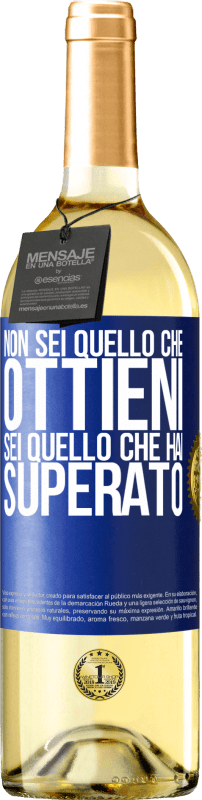 29,95 € | Vino bianco Edizione WHITE Non sei quello che ottieni. Sei quello che hai superato Etichetta Blu. Etichetta personalizzabile Vino giovane Raccogliere 2024 Verdejo