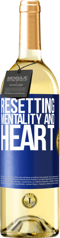 29,95 € Free Shipping | White Wine WHITE Edition Resetting mentality and heart Blue Label. Customizable label Young wine Harvest 2025 Verdejo