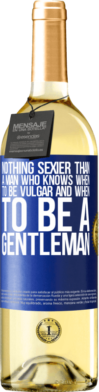 «Нет ничего сексуальнее, чем мужчина, который знает, когда быть вульгарным, а когда - джентльменом» Издание WHITE