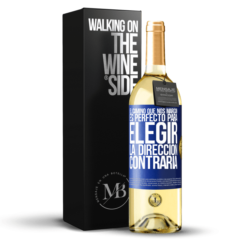 24,95 € Envoi gratuit | Vin blanc Édition WHITE La route qui nous marque est parfaite pour choisir la direction opposée Étiquette Bleue. Étiquette personnalisable Vin jeune Récolte 2021 Verdejo