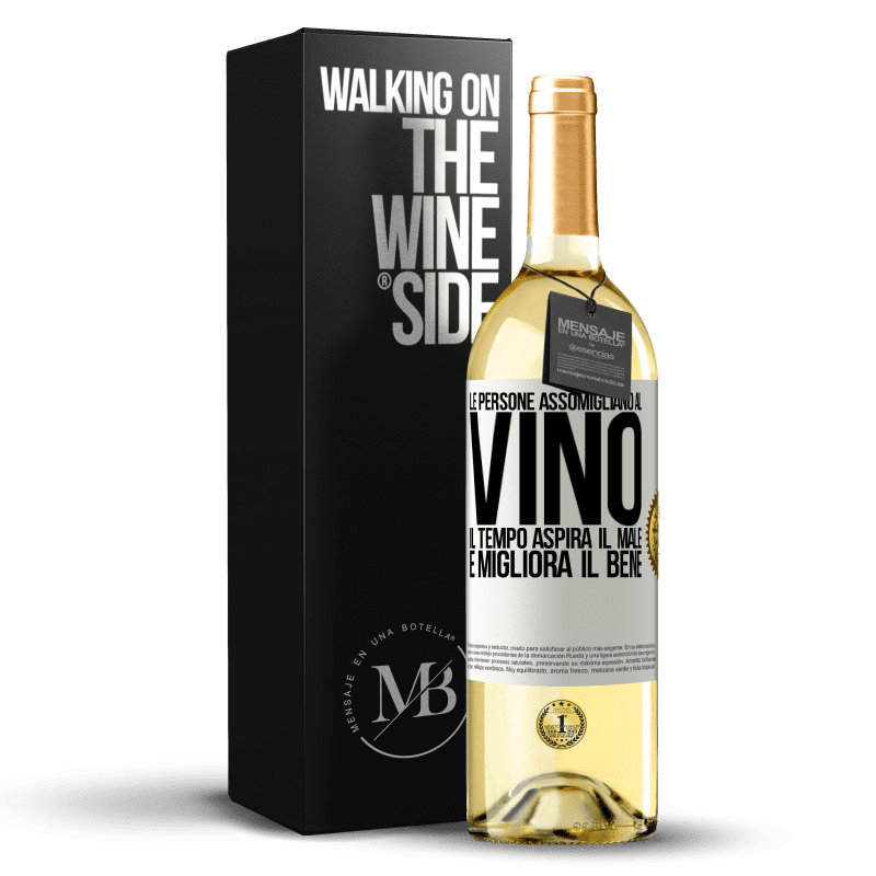 29,95 € Spedizione Gratuita | Vino bianco Edizione WHITE Le persone assomigliano al vino. Il tempo aspira il male e migliora il bene Etichetta Bianca. Etichetta personalizzabile Vino giovane Raccogliere 2024 Verdejo