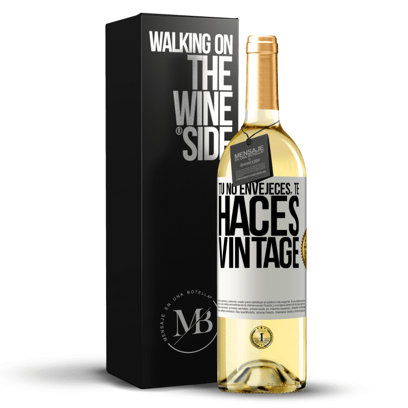 29,95 € Envío gratis | Vino Blanco Edición WHITE Tú no envejeces, te haces vintage Etiqueta Blanca. Etiqueta personalizable Vino joven Cosecha 2025 Verdejo