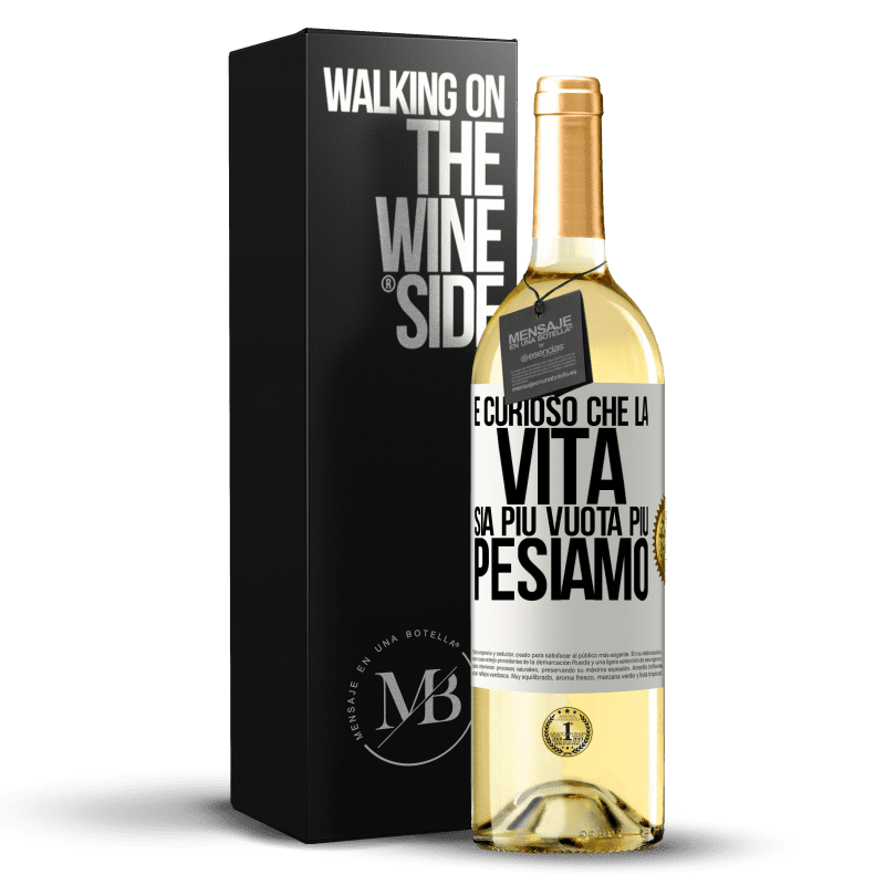 29,95 € Spedizione Gratuita | Vino bianco Edizione WHITE È curioso che la vita sia più vuota, più pesiamo Etichetta Bianca. Etichetta personalizzabile Vino giovane Raccogliere 2024 Verdejo