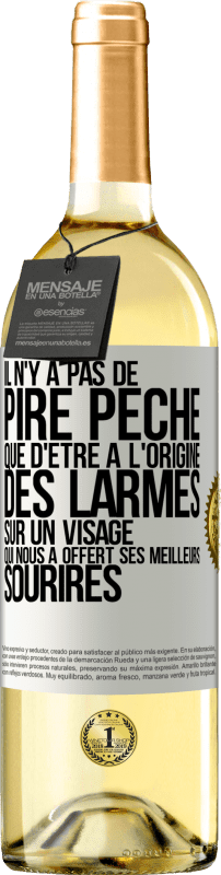 Envoi gratuit | Vin blanc Édition WHITE Il n'y a pas de pire péché que d'être à l'origine des larmes sur un visage qui nous a offert ses meilleurs sourires Étiquette Blanche. Étiquette personnalisable Vin jeune Récolte 2023 Verdejo