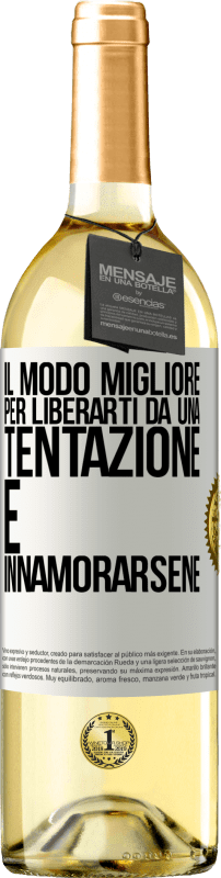 29,95 € | Vino bianco Edizione WHITE Il modo migliore per liberarti da una tentazione è innamorarsene Etichetta Bianca. Etichetta personalizzabile Vino giovane Raccogliere 2024 Verdejo