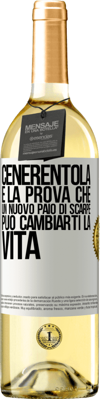 29,95 € | Vino bianco Edizione WHITE Cenerentola è la prova che un nuovo paio di scarpe può cambiarti la vita Etichetta Bianca. Etichetta personalizzabile Vino giovane Raccogliere 2024 Verdejo