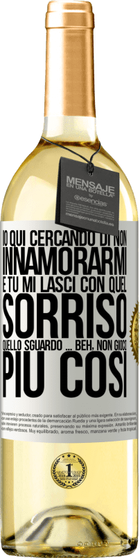 29,95 € | Vino bianco Edizione WHITE Qui sto cercando di non innamorarmi e tu mi lasci con quel sorriso, quello sguardo ... beh, non gioco più così Etichetta Bianca. Etichetta personalizzabile Vino giovane Raccogliere 2023 Verdejo