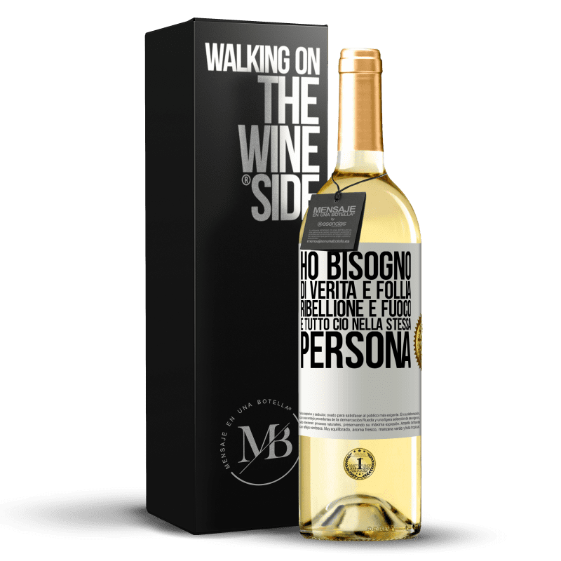 29,95 € Spedizione Gratuita | Vino bianco Edizione WHITE Ho bisogno di verità e follia, ribellione e fuoco ... E tutto ciò nella stessa persona Etichetta Bianca. Etichetta personalizzabile Vino giovane Raccogliere 2025 Verdejo