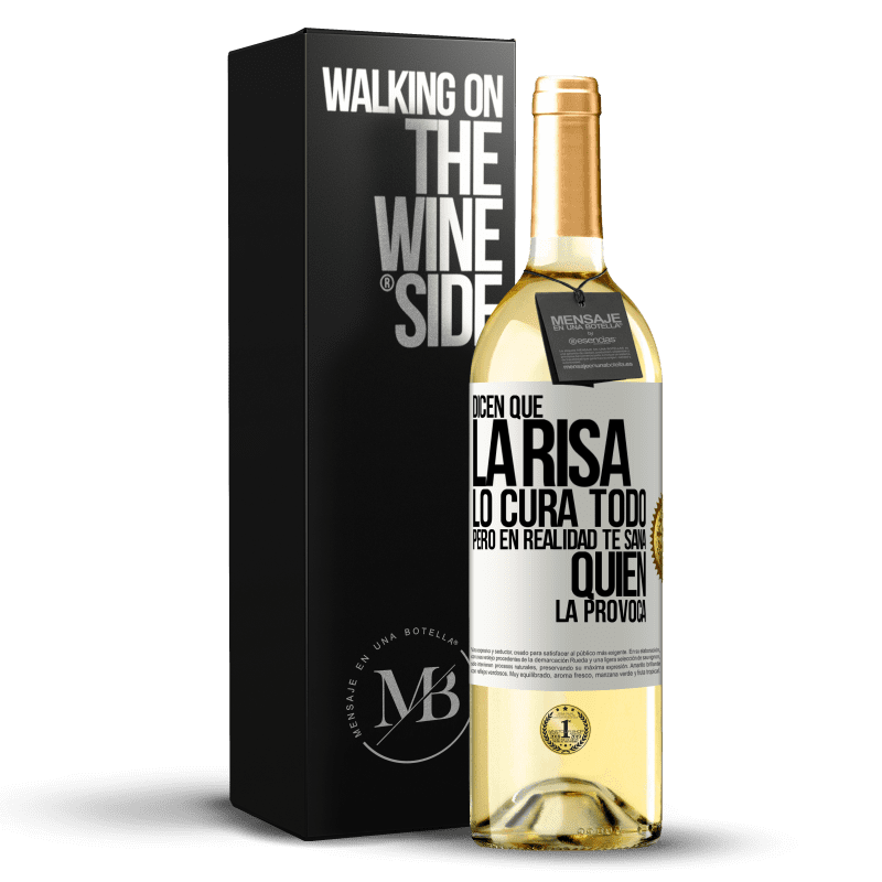 29,95 € Envío gratis | Vino Blanco Edición WHITE Dicen que la risa lo cura todo, pero en realidad te sana quien la provoca Etiqueta Blanca. Etiqueta personalizable Vino joven Cosecha 2023 Verdejo