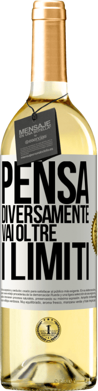 29,95 € Spedizione Gratuita | Vino bianco Edizione WHITE Pensa diversamente. Vai oltre i limiti Etichetta Bianca. Etichetta personalizzabile Vino giovane Raccogliere 2025 Verdejo