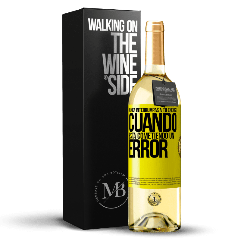 29,95 € Envío gratis | Vino Blanco Edición WHITE Nunca interrumpas a tu enemigo cuando está cometiendo un error Etiqueta Amarilla. Etiqueta personalizable Vino joven Cosecha 2024 Verdejo