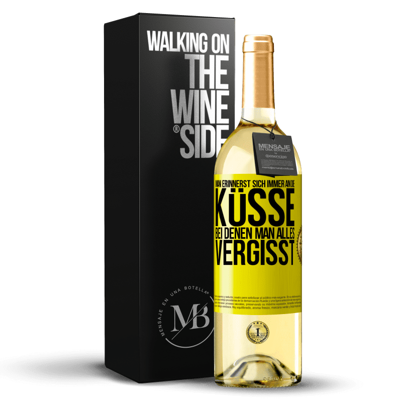 29,95 € Kostenloser Versand | Weißwein WHITE Ausgabe Man erinnerst sich immer an die Küsse, bei denen man alles vergisst Gelbes Etikett. Anpassbares Etikett Junger Wein Ernte 2023 Verdejo