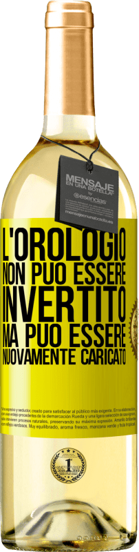 29,95 € Spedizione Gratuita | Vino bianco Edizione WHITE L'orologio non può essere invertito, ma può essere nuovamente caricato Etichetta Gialla. Etichetta personalizzabile Vino giovane Raccogliere 2025 Verdejo